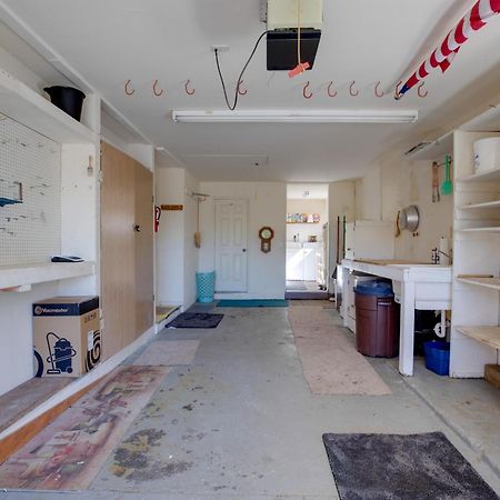 Bay City Vacation Rental Escape About 5 Mi To Marina! Eksteriør billede